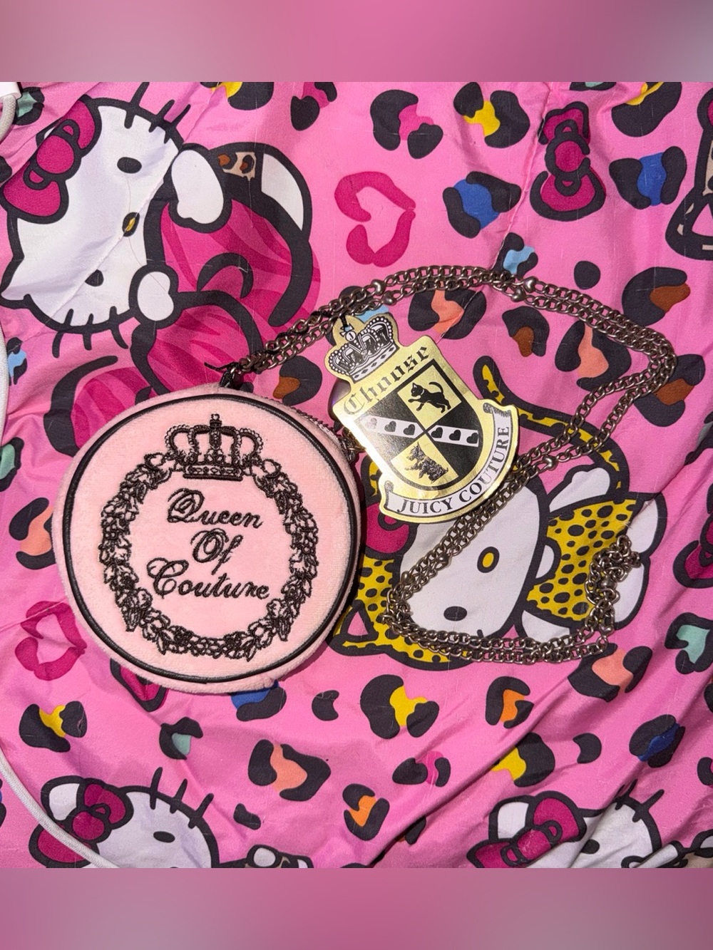 NWT VINTAGE Y2K Juicy Couture Light Pink Round Mini Crossbody with Gold Zipper